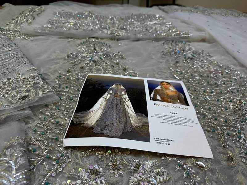 FARAZ MANAN - Mahira Khan pakistani fashion outfit with coordinated…